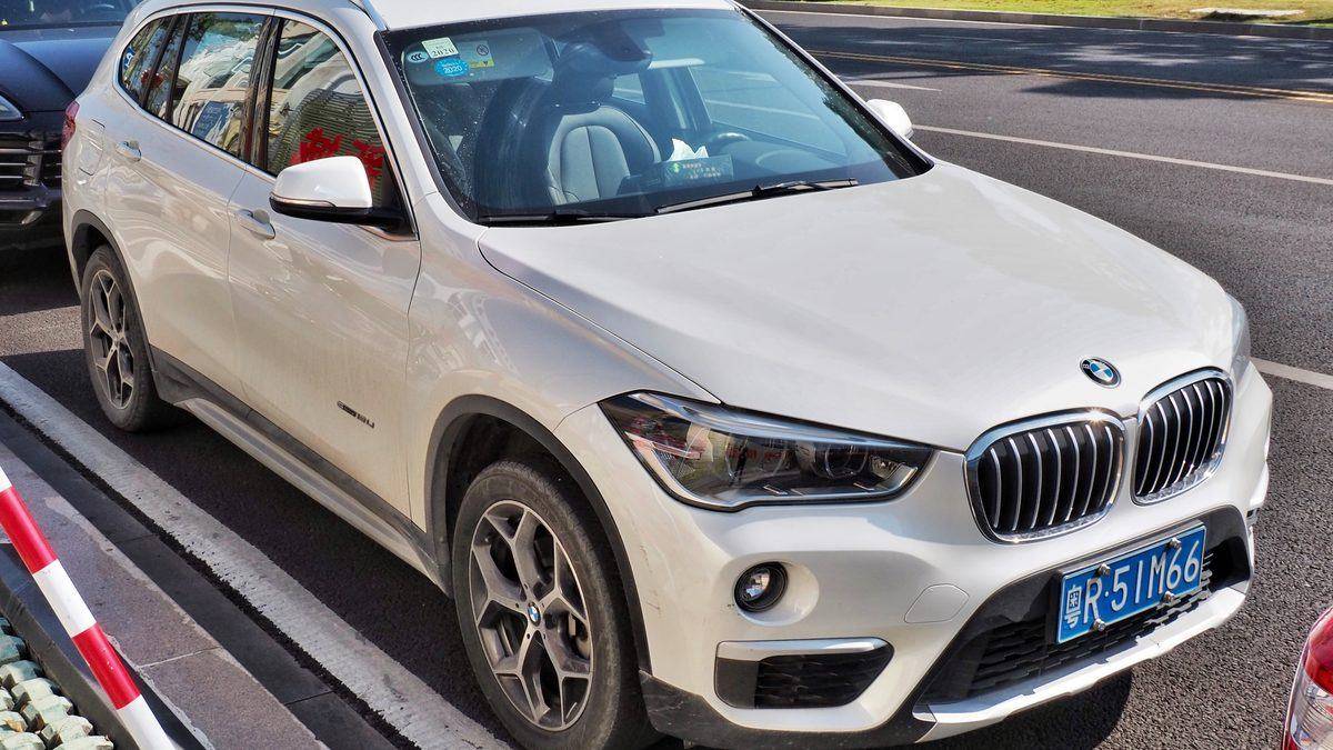 BMW X1