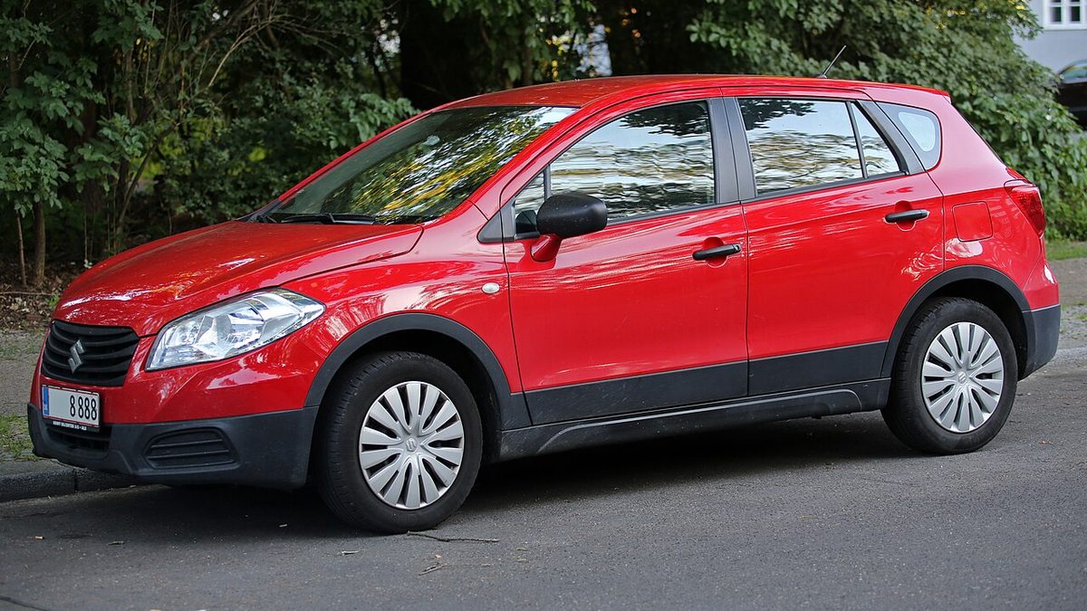 Suzuki S-CROSS
