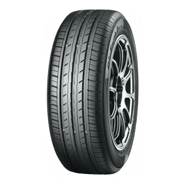 Neumático BLUEARTH ES-32 DESMONTADA 185/55 R16