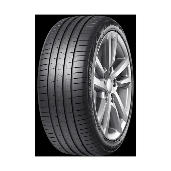 EXCITE UHP 245/35 R19