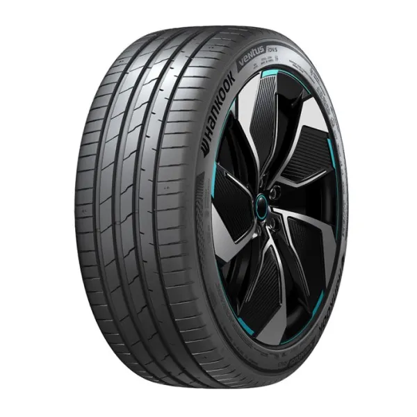 IK01 ION EVO 215/55 R17