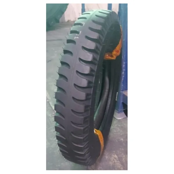 LB205 5/80 R14