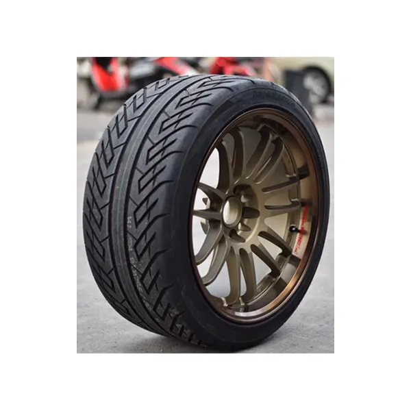 Neumático SUPERSPORT RS 235/45 R17