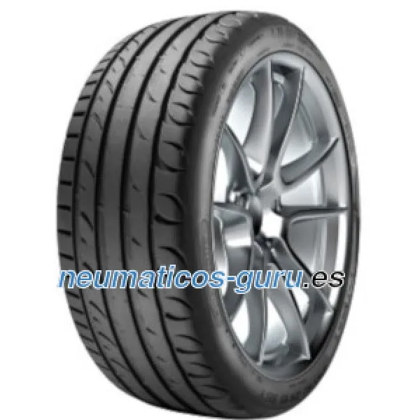 Neumático Ultra High Performance 235/45 R17